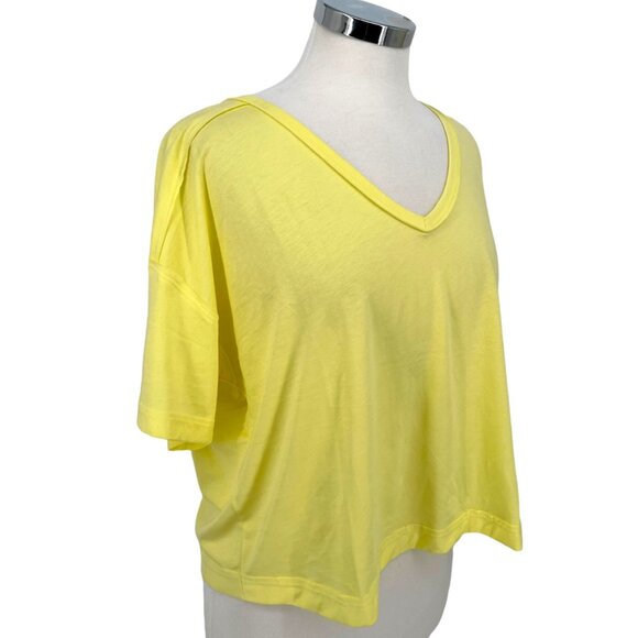 C&C California Boxy Yellow V-Neck  Tee 100% Pima Cotton Size Large NWT - Picture 5 of 10